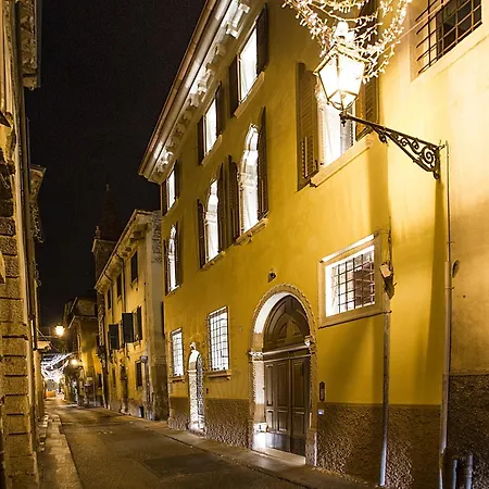 Residenza Palazzo Brenzoni ורונה