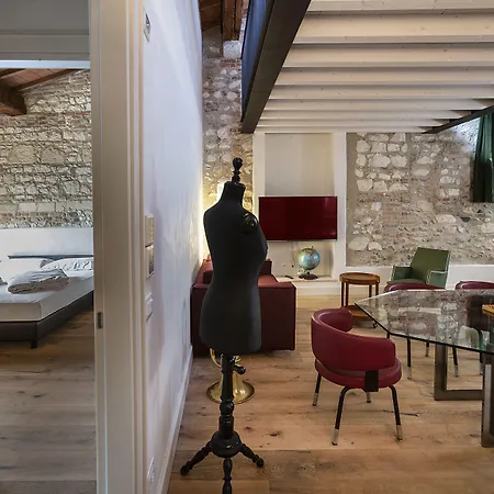 アパート Residenza Palazzo Brenzoni